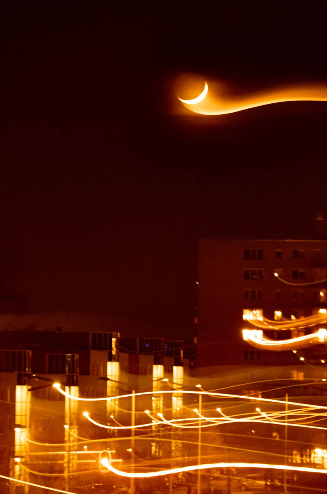Luna; 44° North — Luna; 44° North